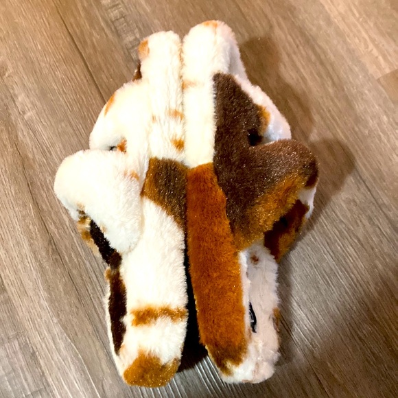 BeBe soft Animal Print Slide Sandals - Picture 5 of 9